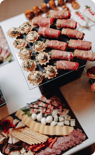 Rectangle 23981 (9)-14